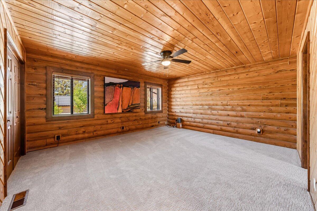 CIRCLE CLIFF - Residential