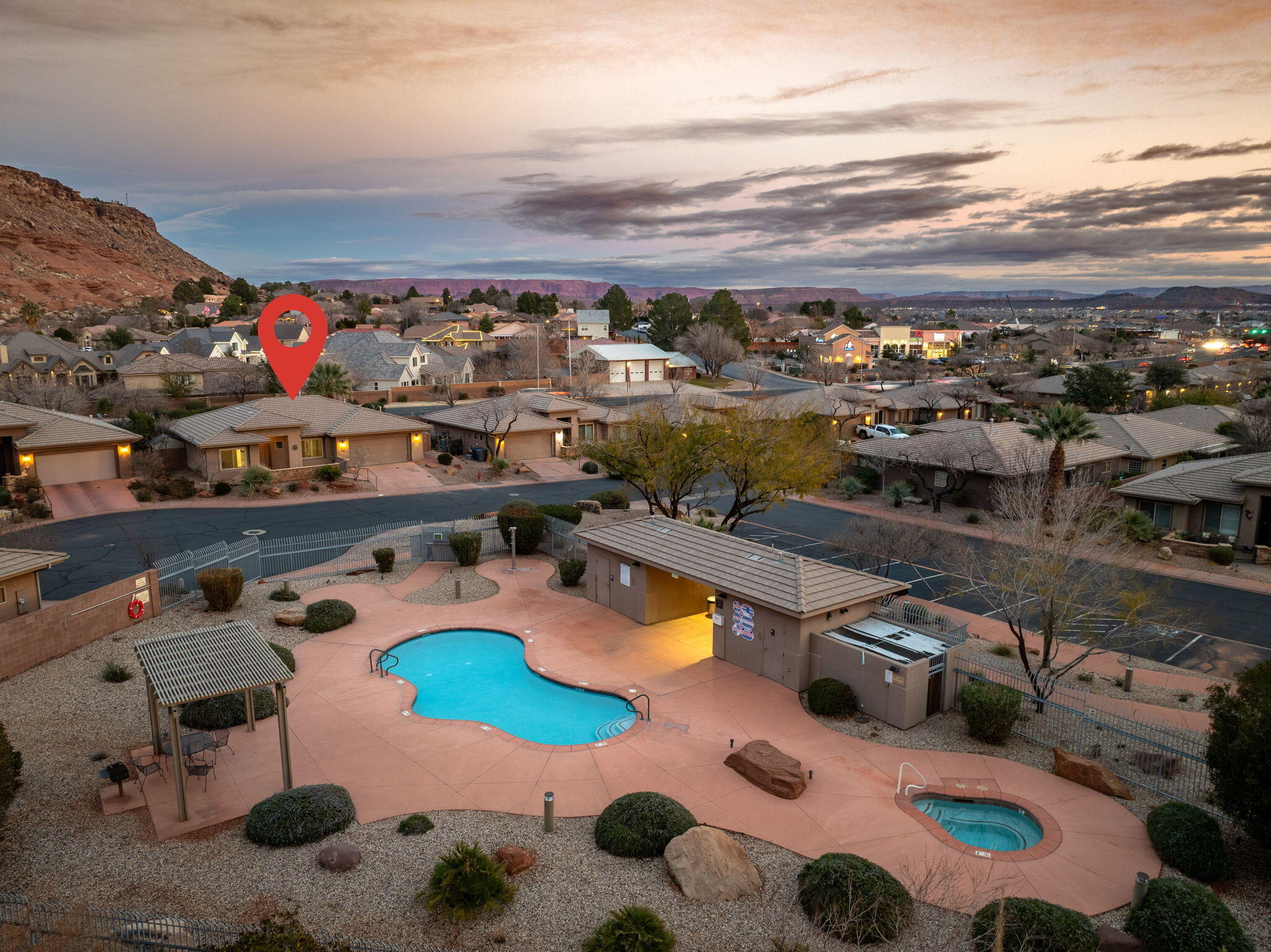 RIVER CREST TOWNHOMES - Residential