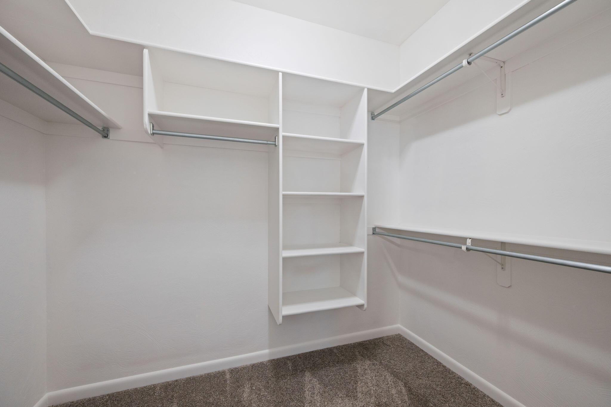 RIVER CREST TOWNHOMES - Residential