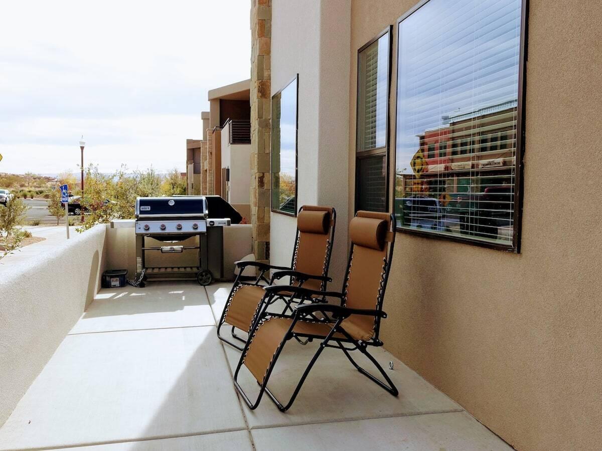 TOWN CENTER AT CORAL CANYON - Residential