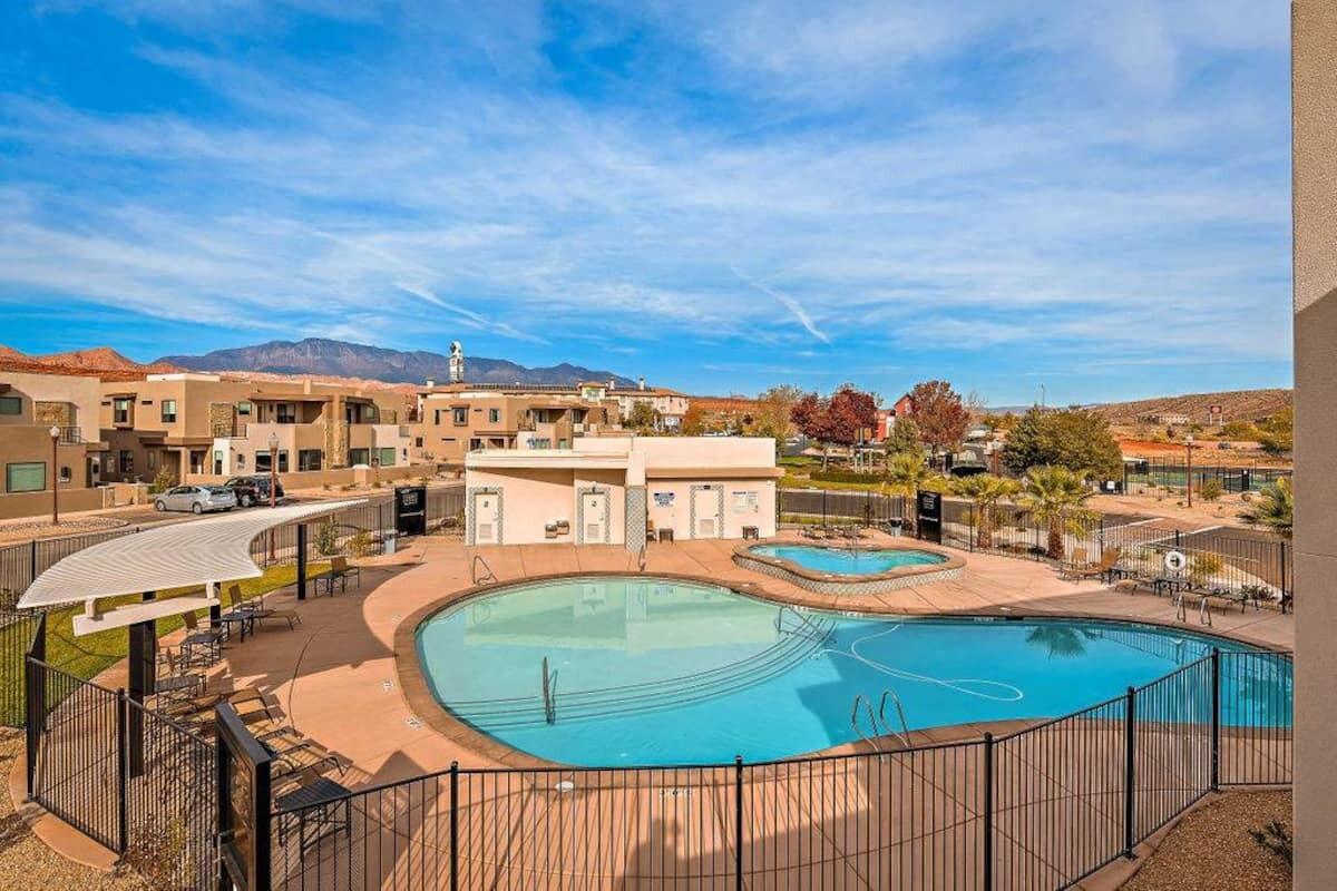TOWN CENTER AT CORAL CANYON - Residential