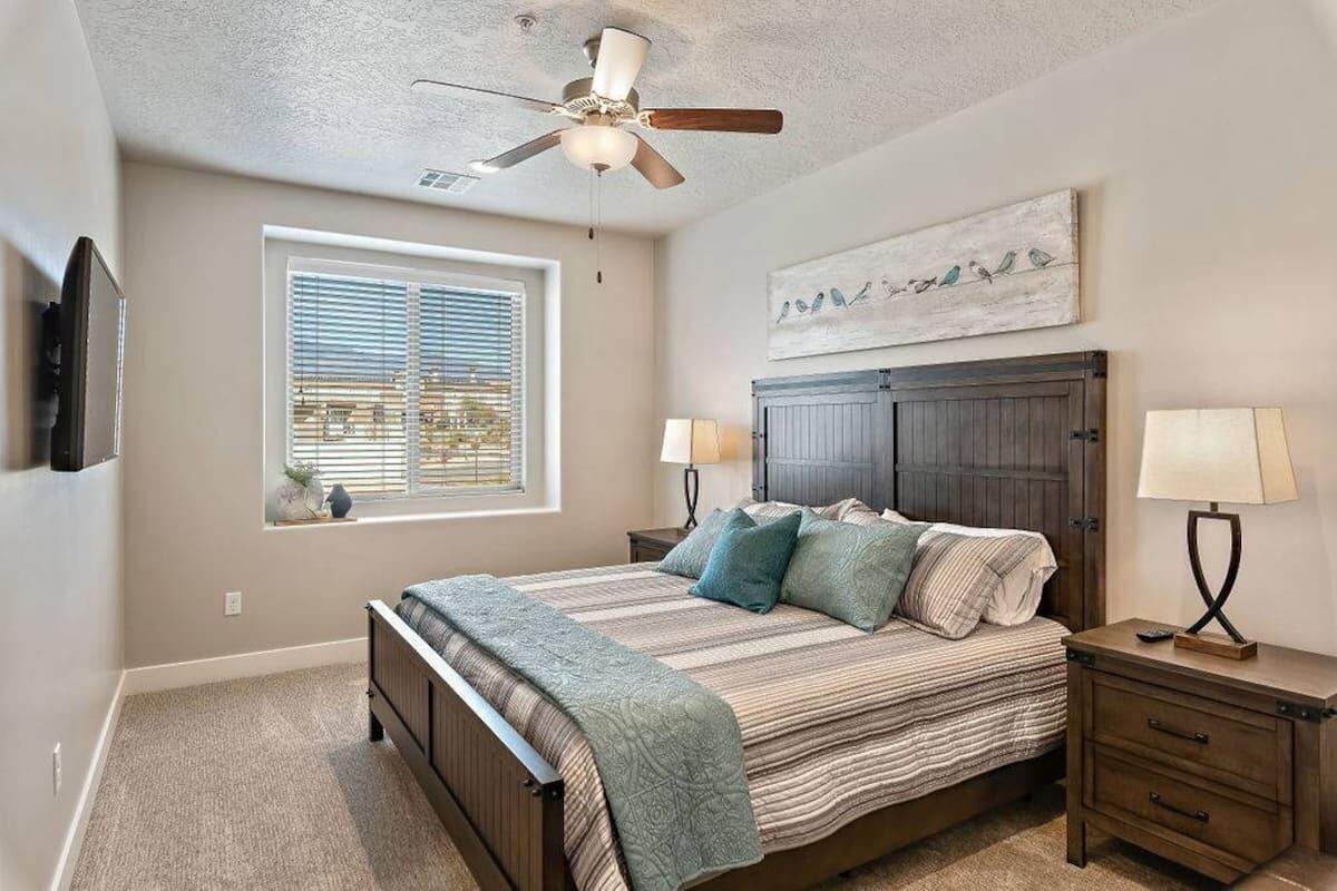 TOWN CENTER AT CORAL CANYON - Residential