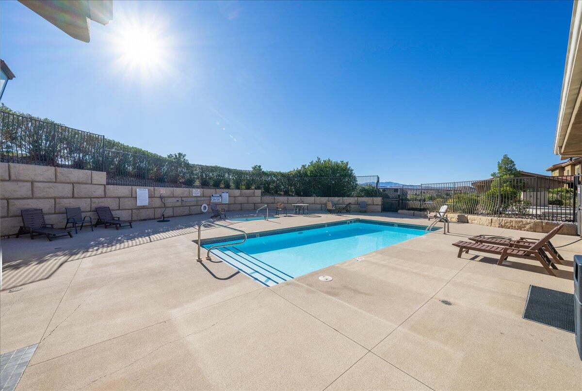 BELLA TERRAZZA AT SUNBROOK - Residential