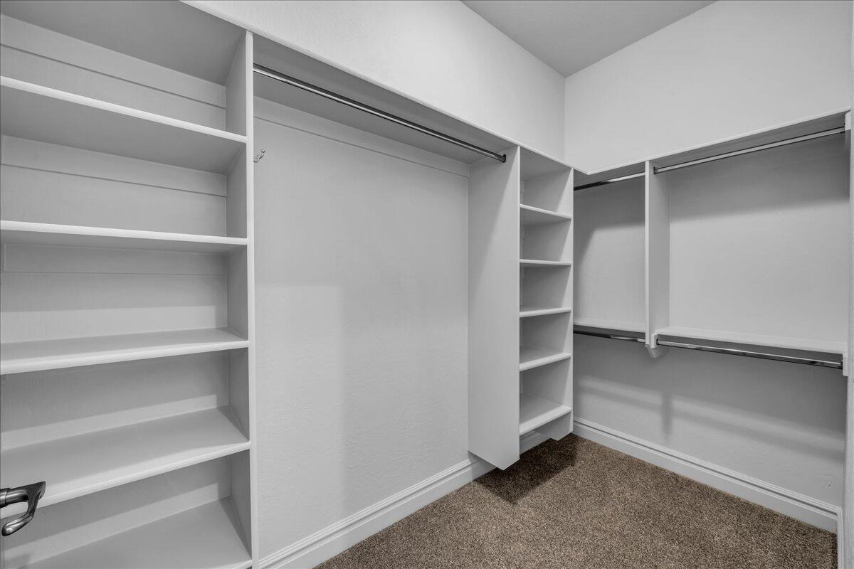 BELLA TERRAZZA AT SUNBROOK - Residential