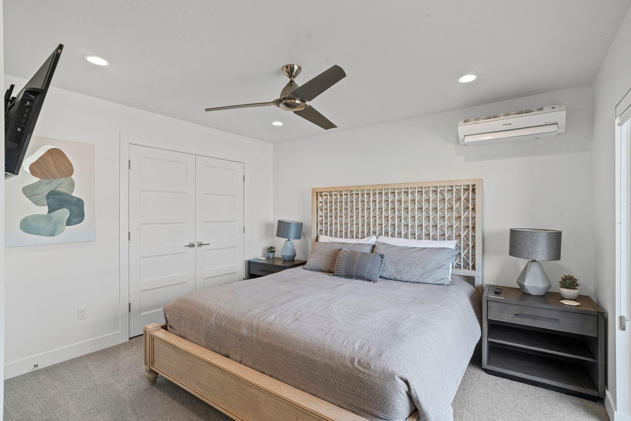 VUE AT GREEN VALLEY - Residential