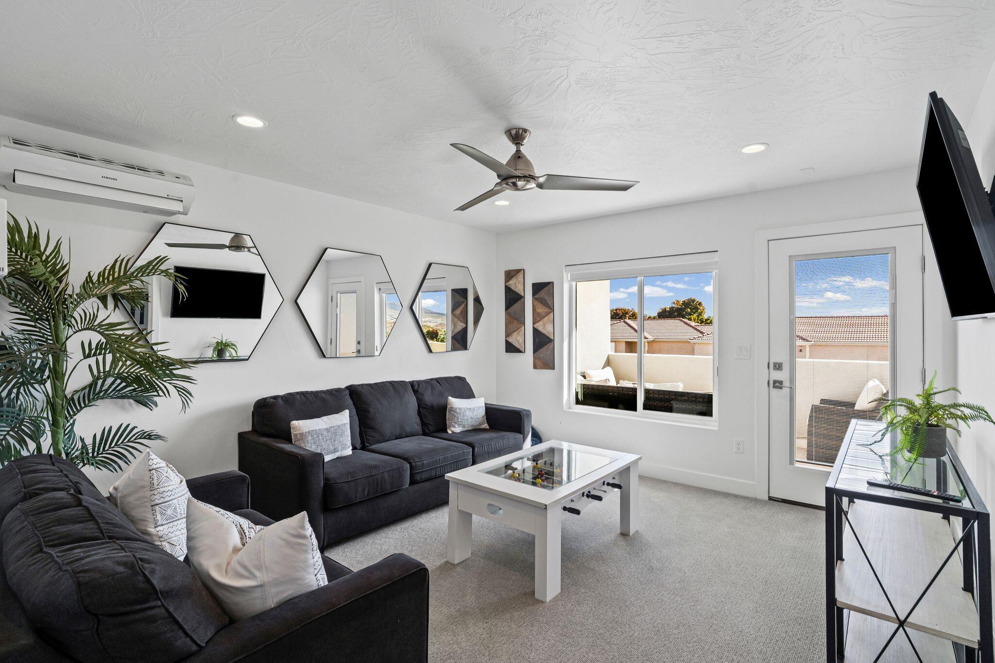 VUE AT GREEN VALLEY - Residential