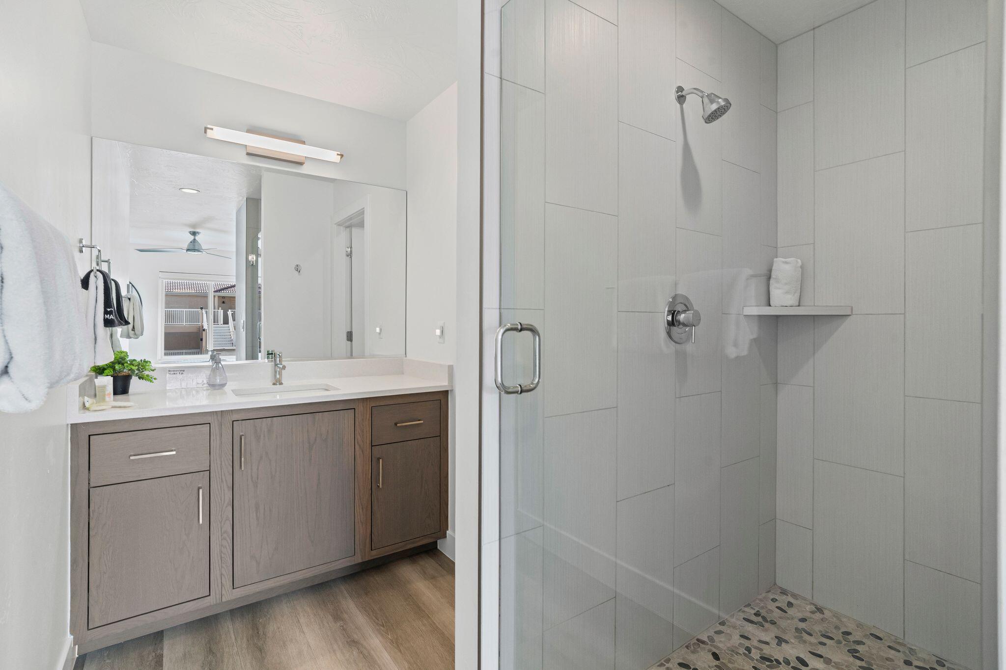 VUE AT GREEN VALLEY - Residential