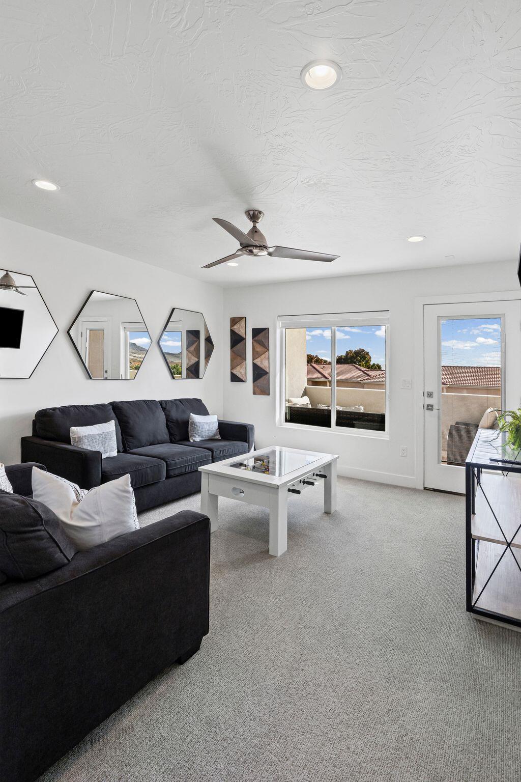 VUE AT GREEN VALLEY - Residential