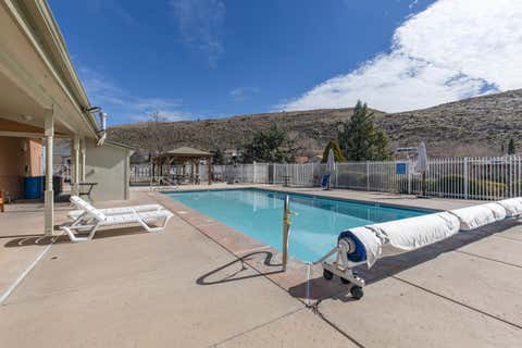 Tiny photo for 45 Cottonwood LN, Hurricane, UT 84737 (MLS # 26-274935)