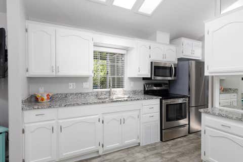 Tiny photo for 45 Cottonwood LN, Hurricane, UT 84737 (MLS # 26-274935)