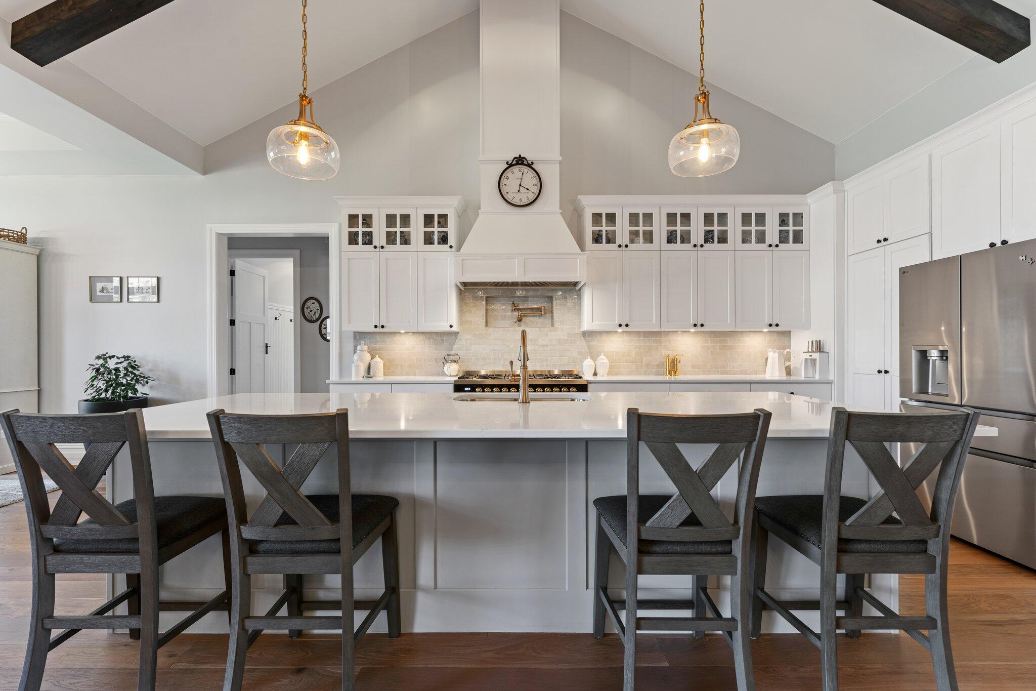 SADDLE BACK RIDGE - Residential