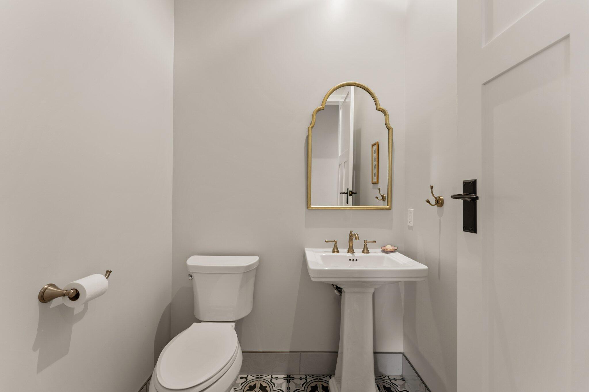 SADDLE BACK RIDGE - Residential