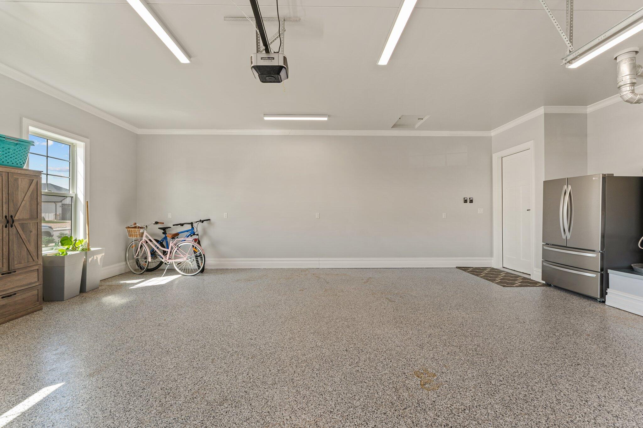 SADDLE BACK RIDGE - Residential