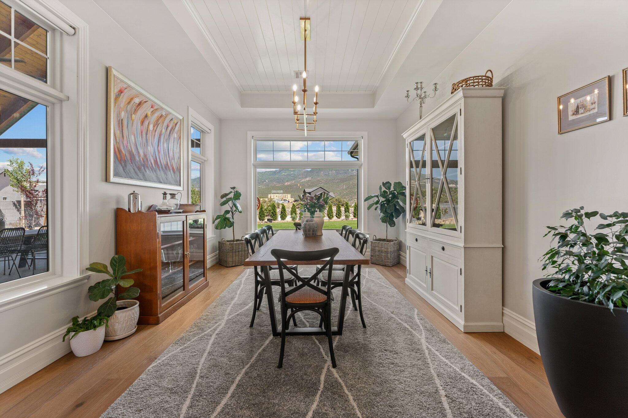 SADDLE BACK RIDGE - Residential