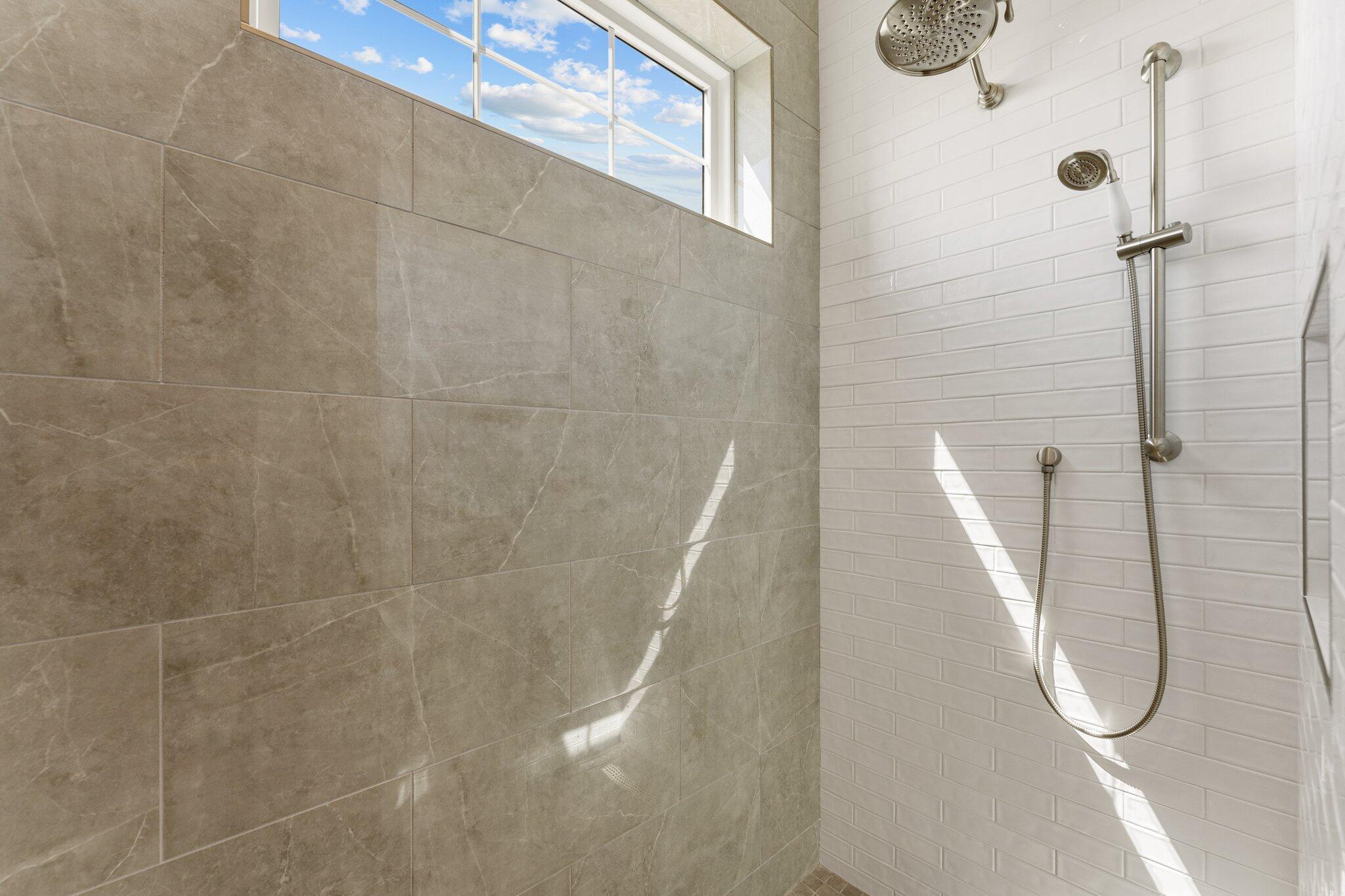 SADDLE BACK RIDGE - Residential