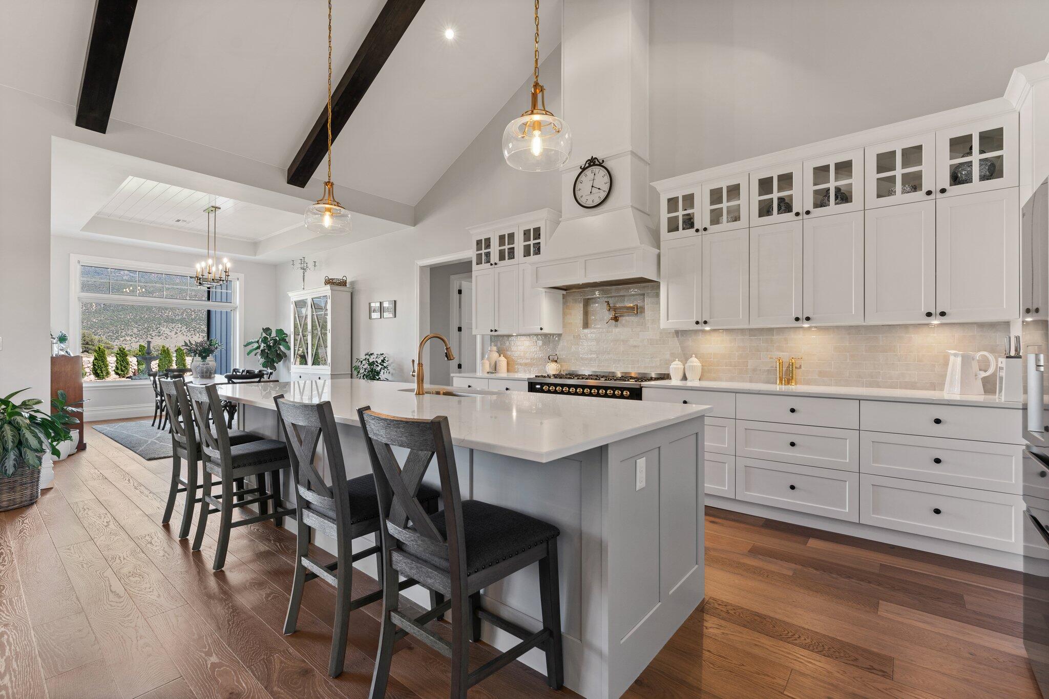 SADDLE BACK RIDGE - Residential