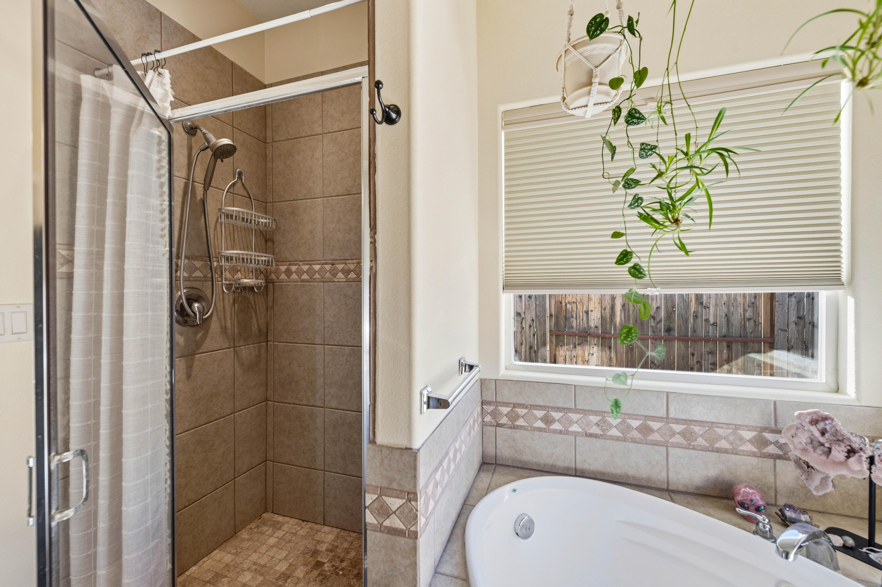 ALMOND HEIGHTS PARK - Residential