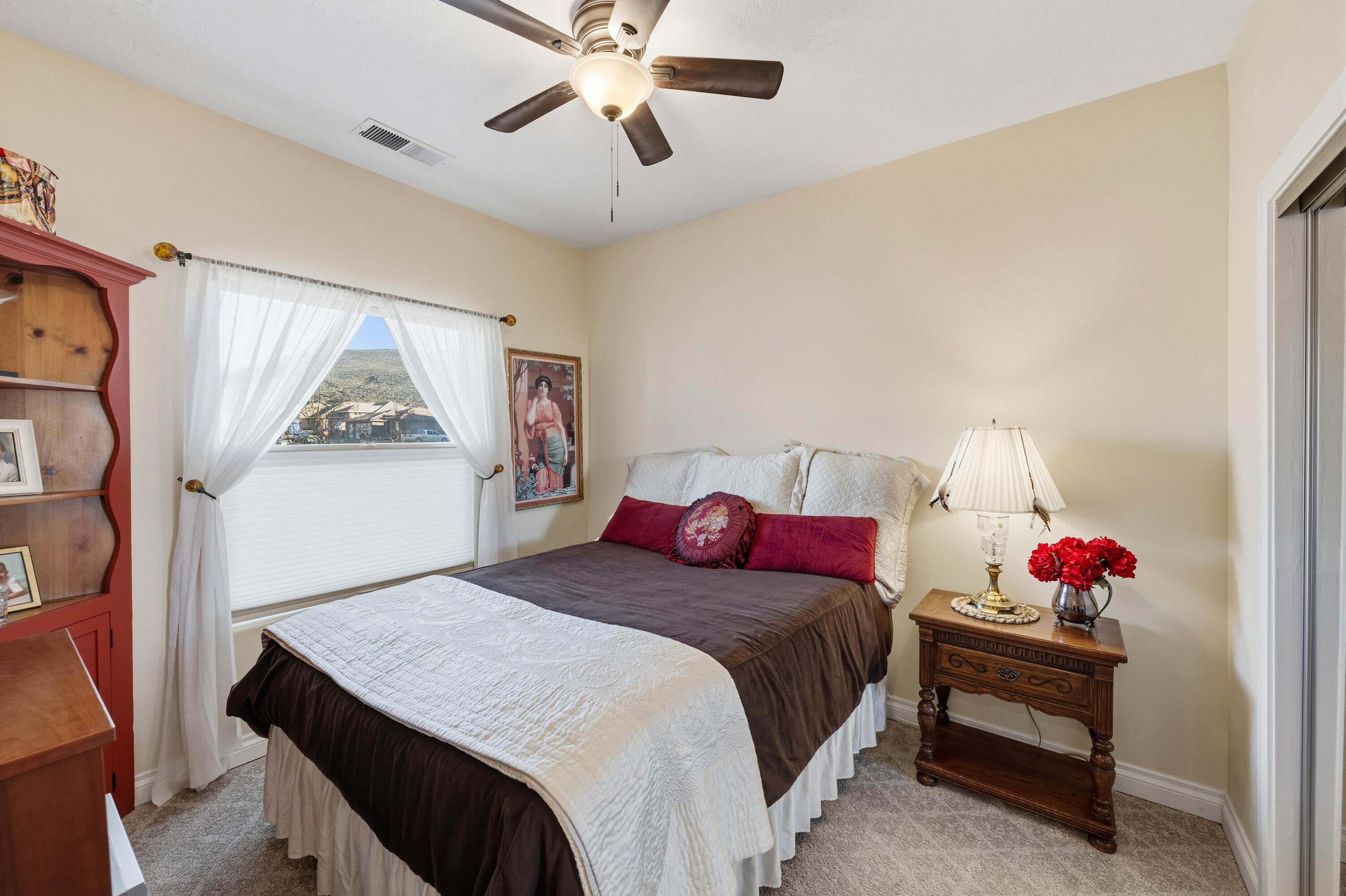 ALMOND HEIGHTS PARK - Residential