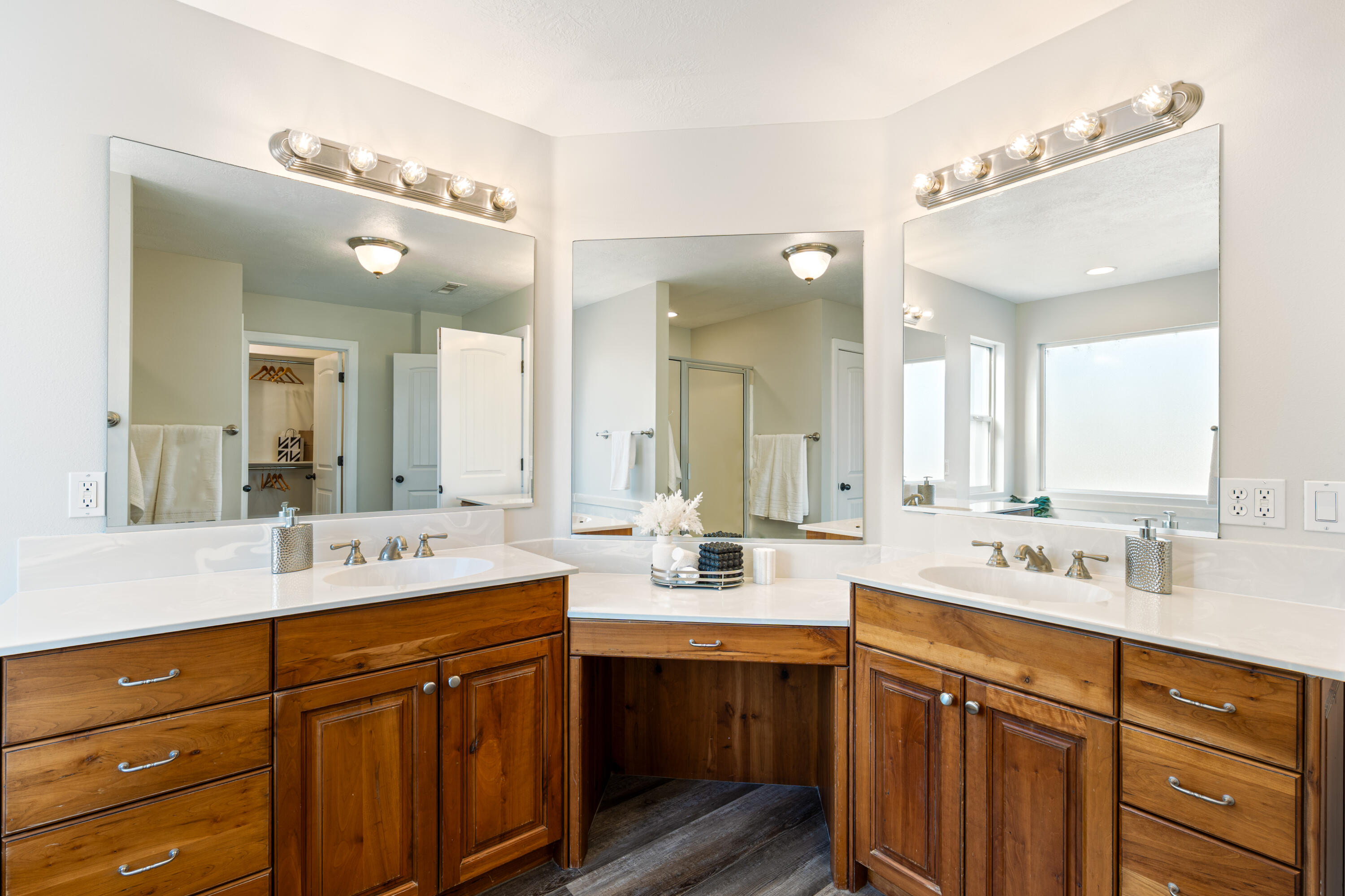 MESA SHADOW - Residential