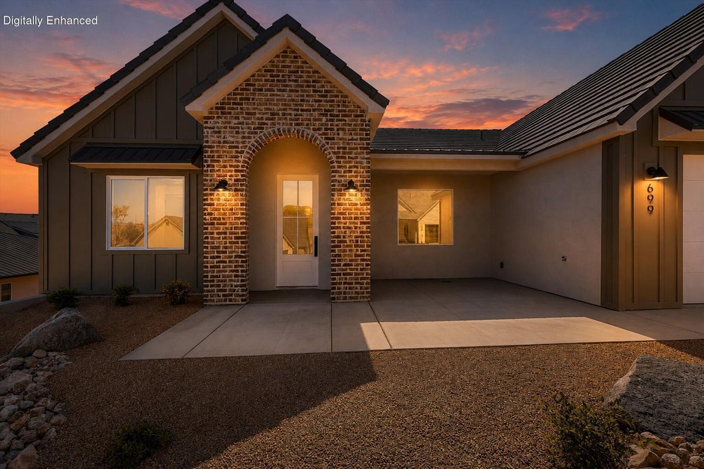 Photo of 699 S 1220 W, Hurricane, UT 84737 (MLS # 26-273699)