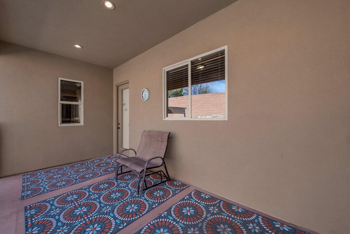 KNOLLS AT LITTLE VALLEY - Residential