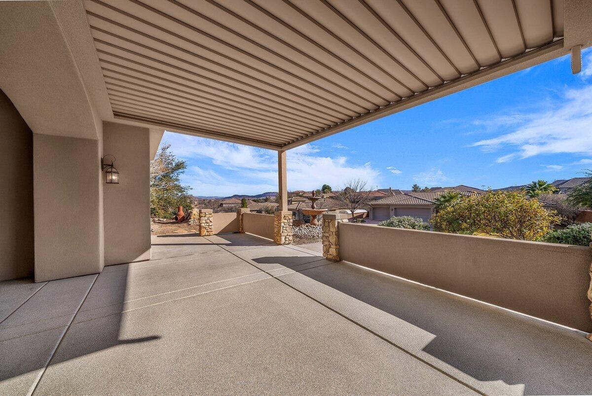 KNOLLS AT LITTLE VALLEY - Residential