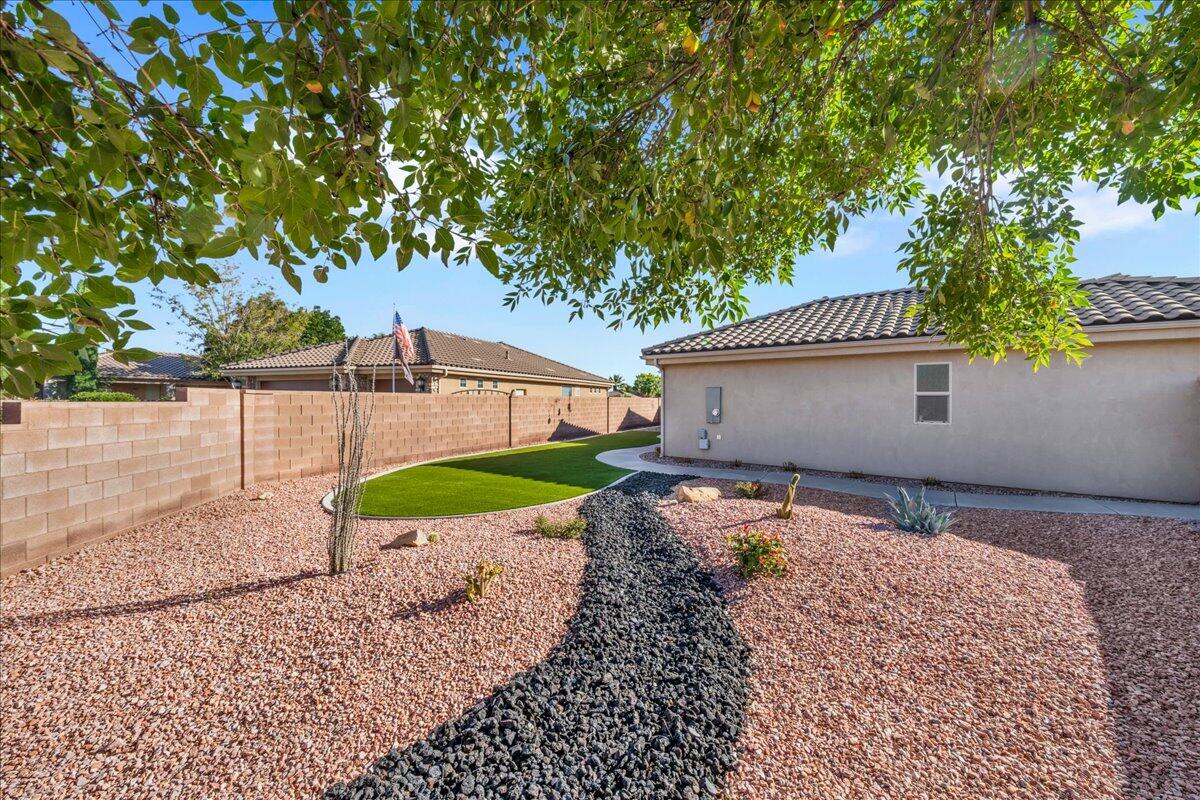 SUMMERFIELD LANE - Residential