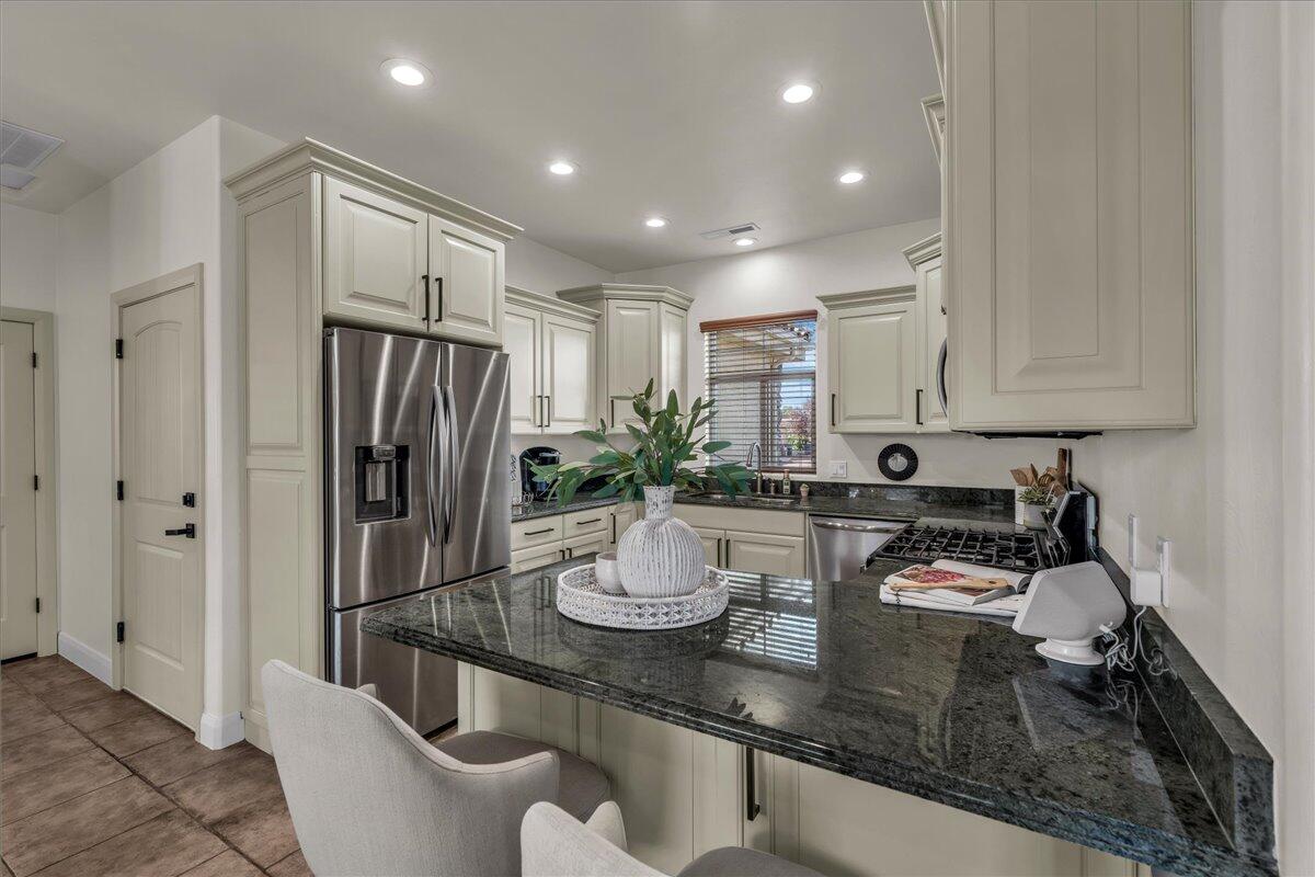 SUMMERFIELD LANE - Residential