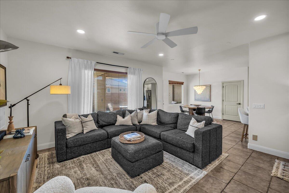 SUMMERFIELD LANE - Residential