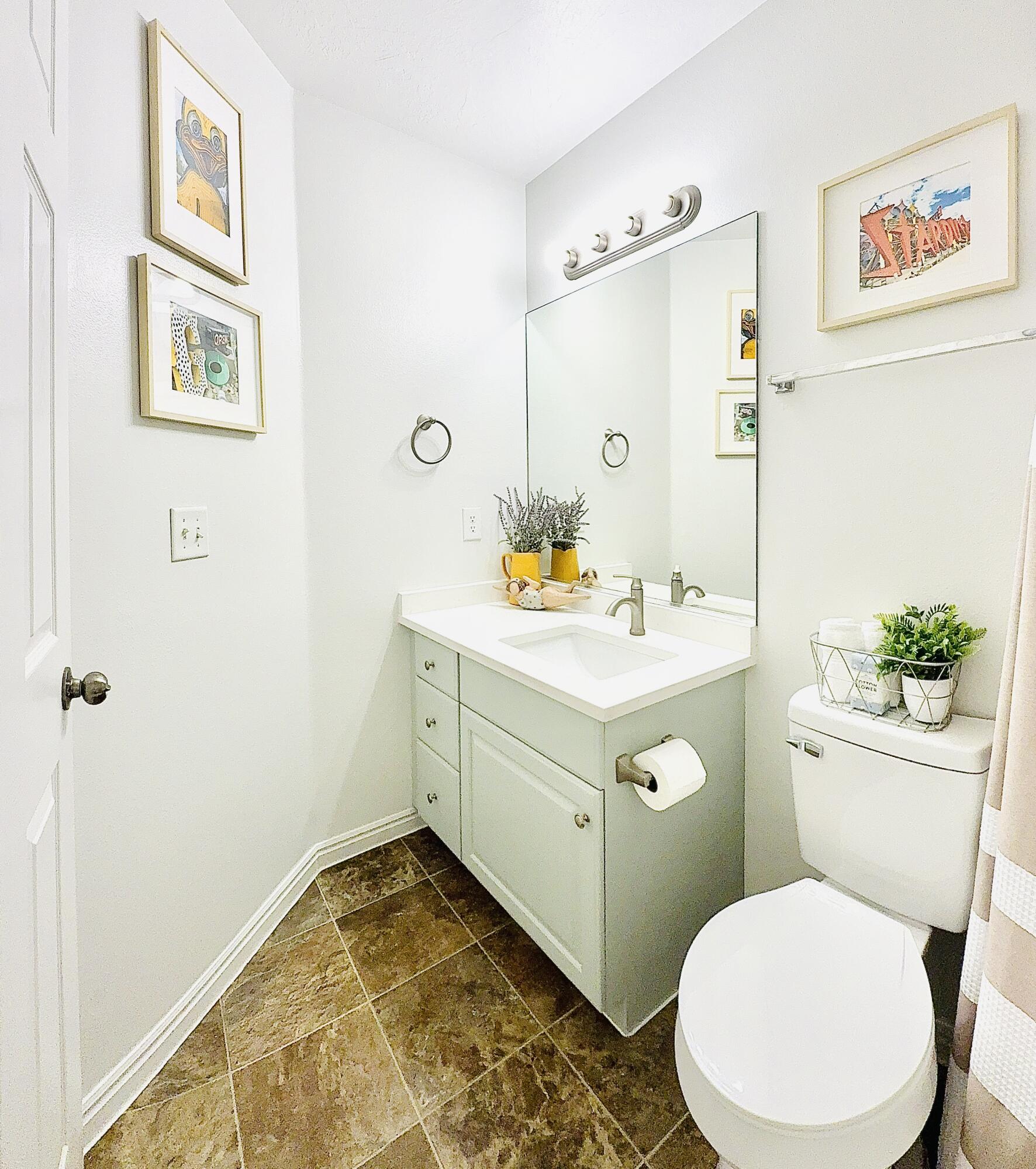 LEXINGTON HILLS TOWNHOMES - Residential