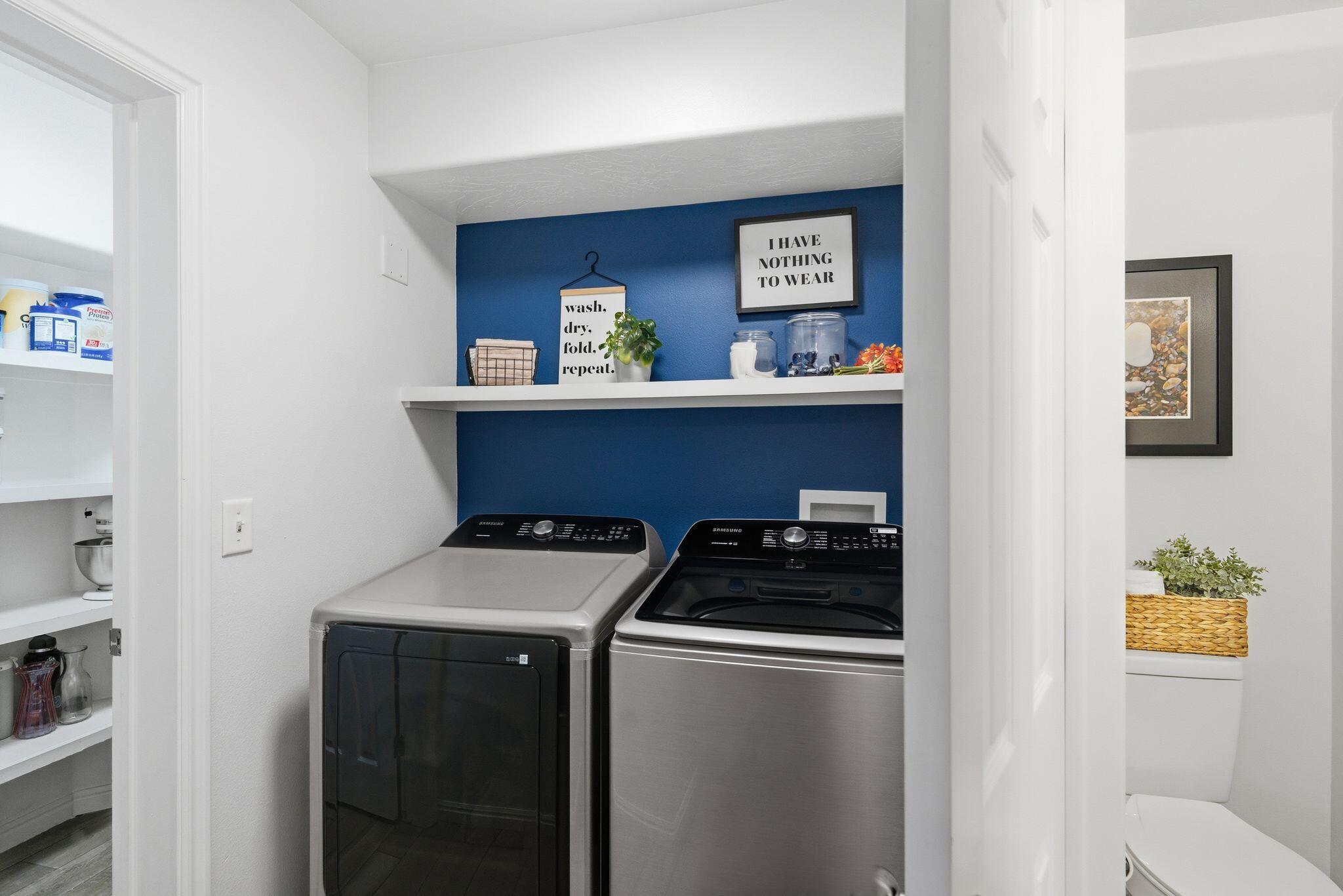 LEXINGTON HILLS TOWNHOMES - Residential