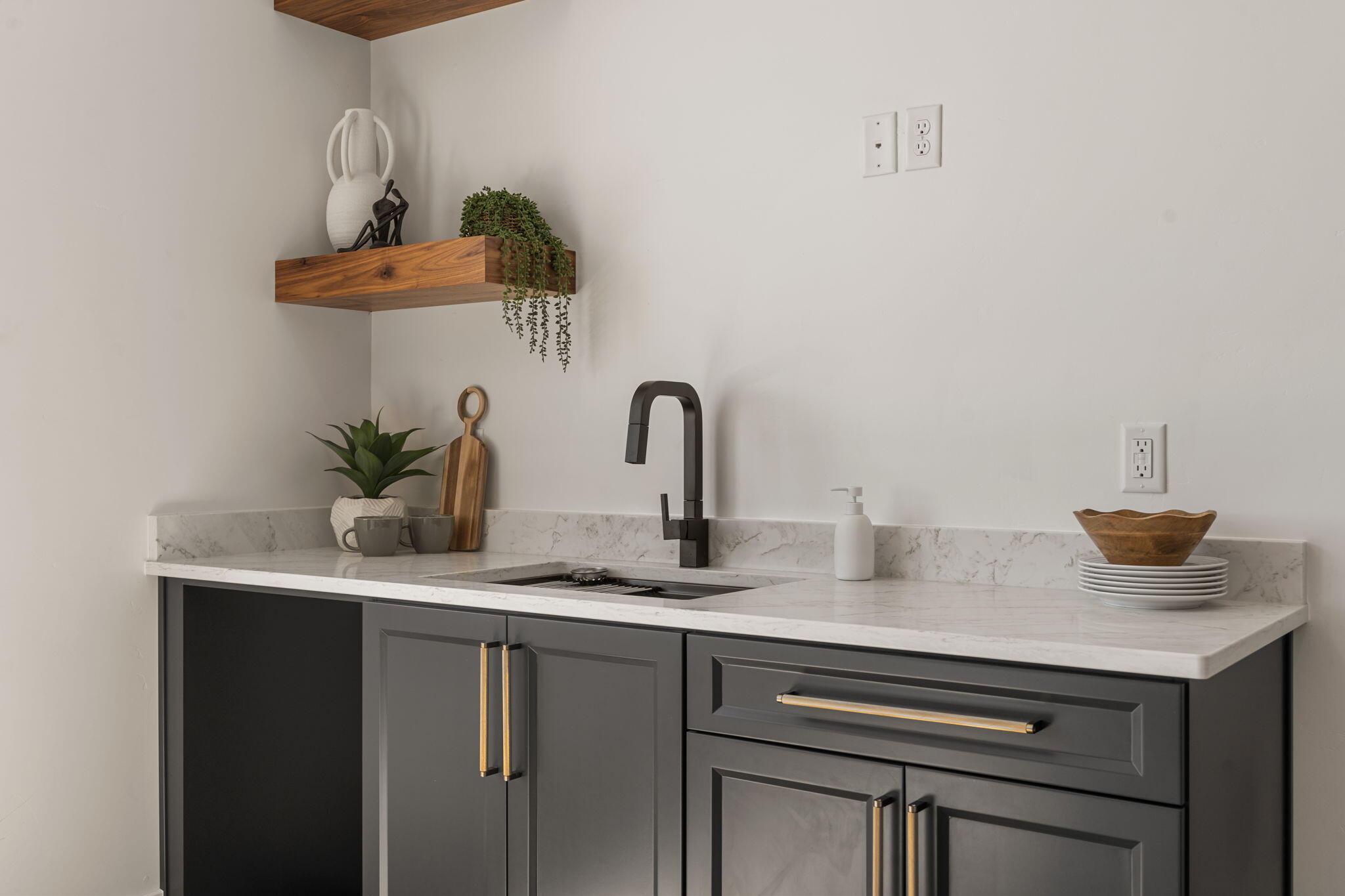 ESTATES AT BURKE SPRINGS - Residential