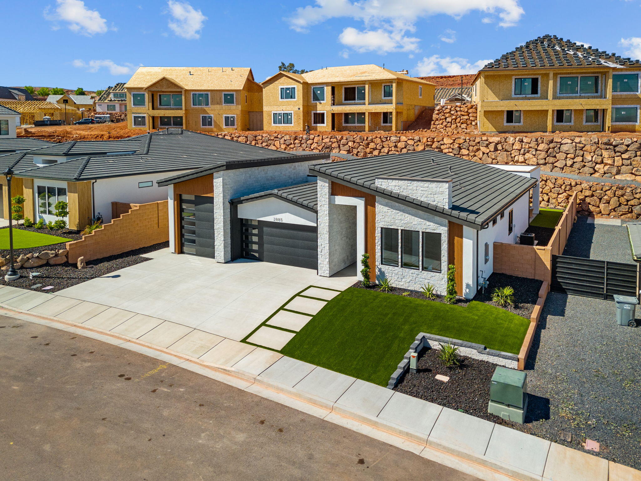 ESTATES AT BURKE SPRINGS - Residential