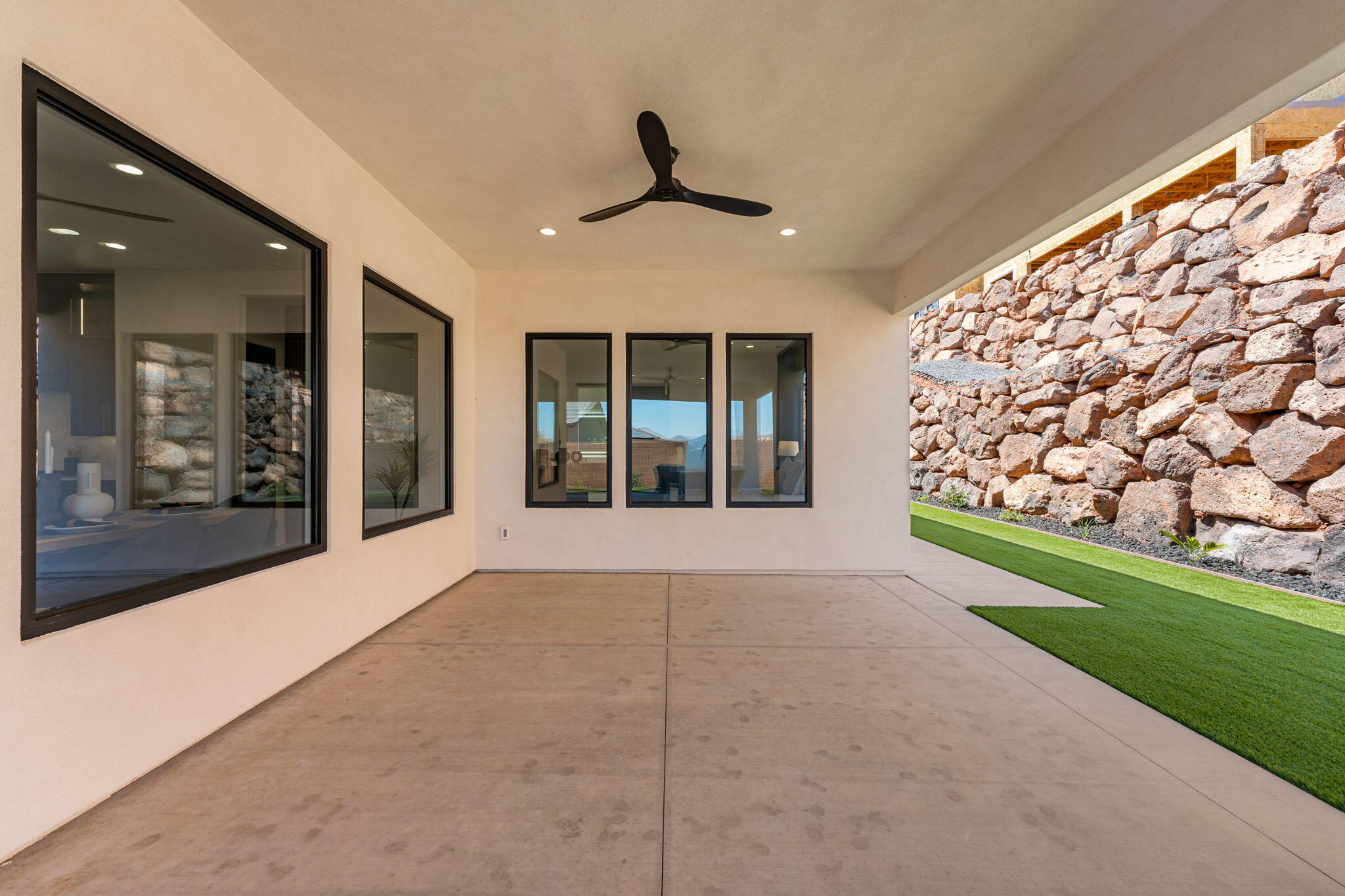 ESTATES AT BURKE SPRINGS - Residential