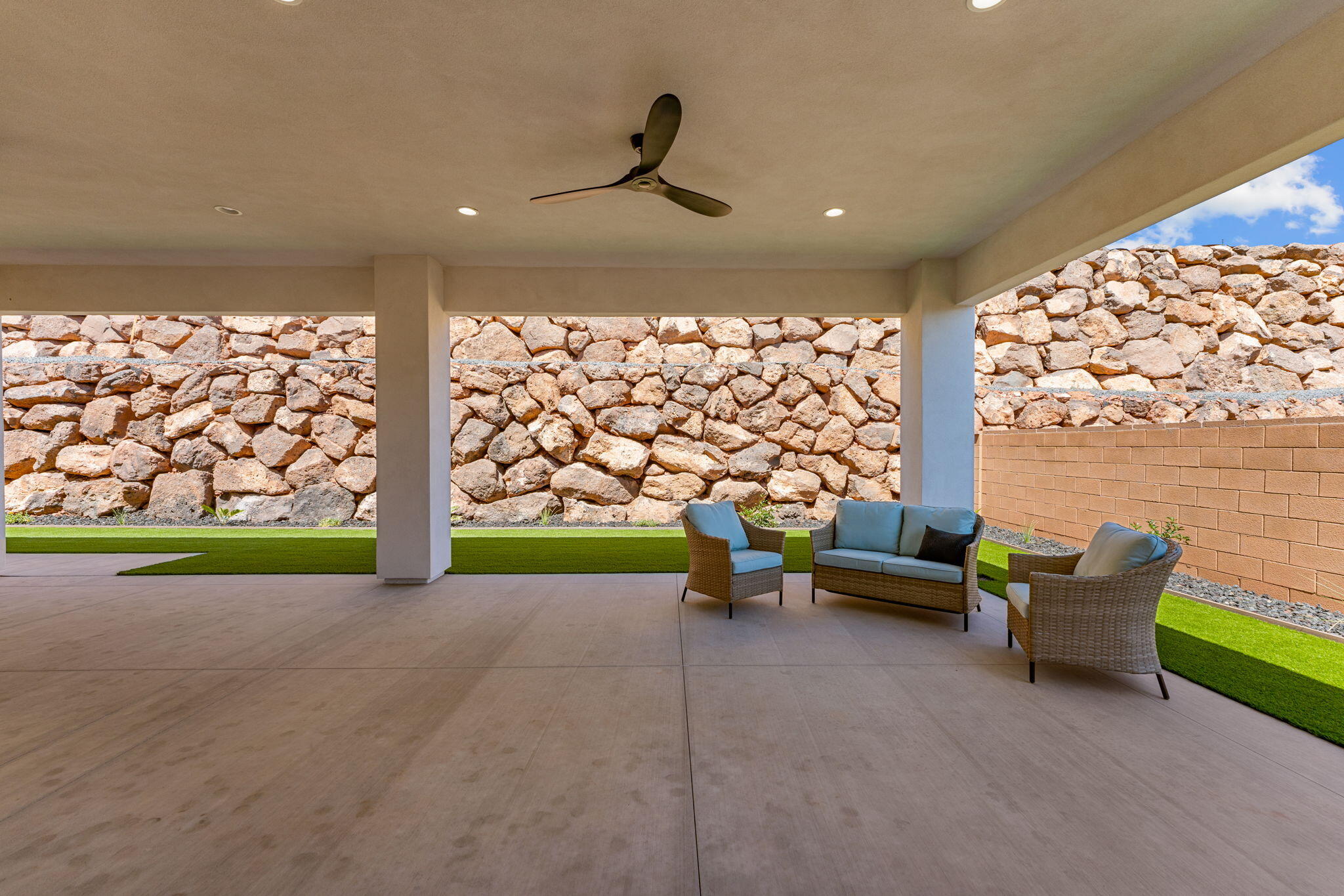 ESTATES AT BURKE SPRINGS - Residential