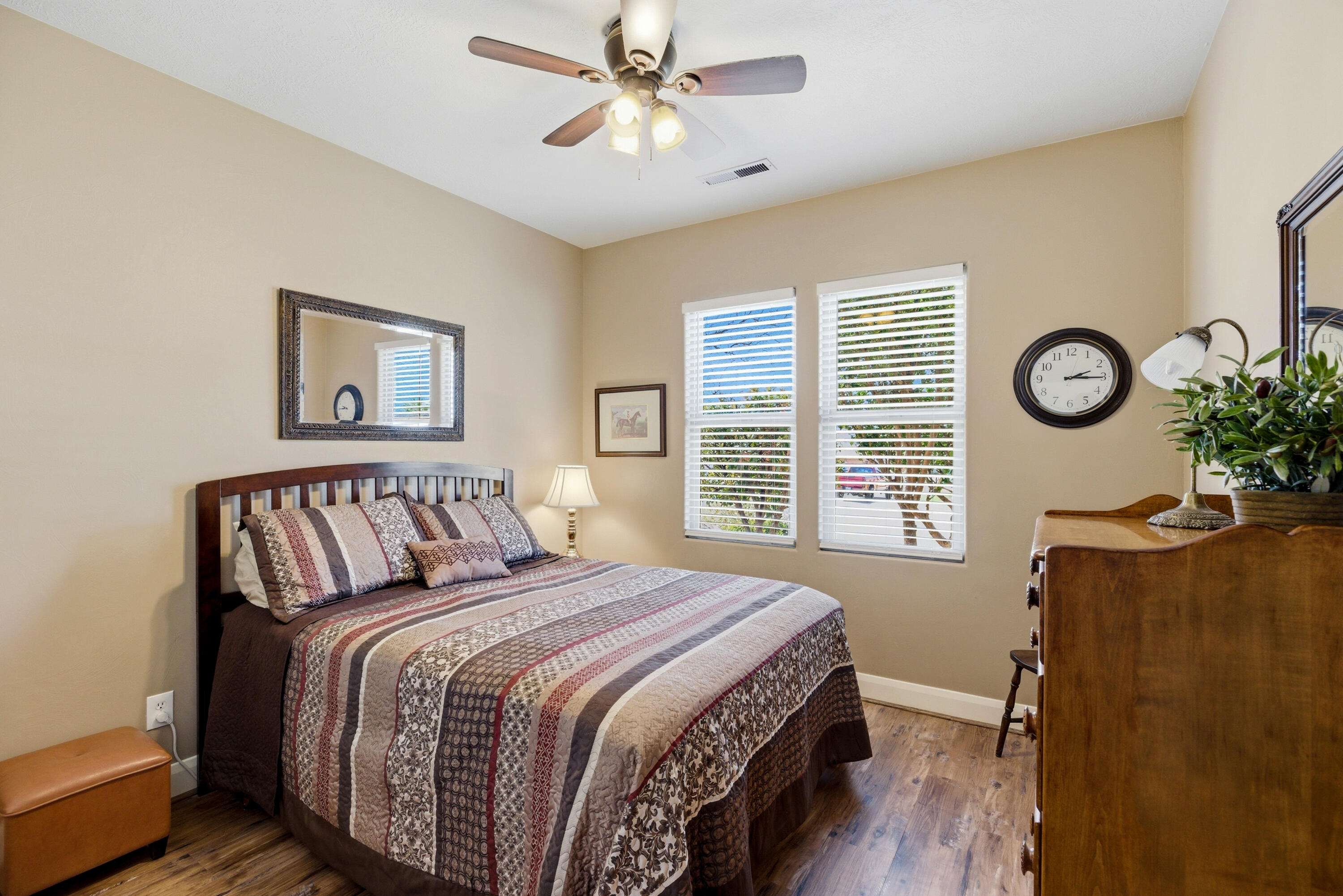 DESERT MEADOWS - Residential