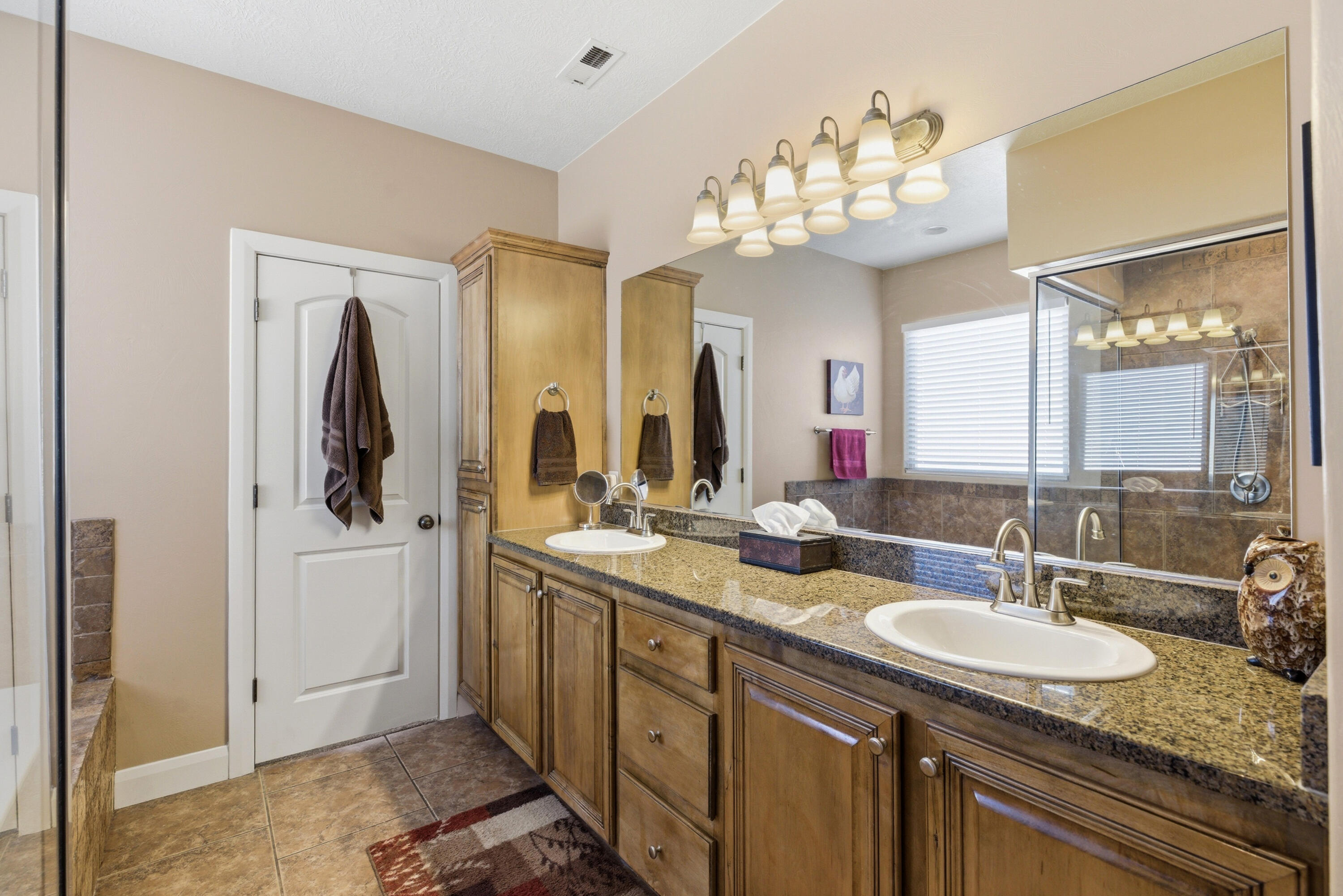 DESERT MEADOWS - Residential