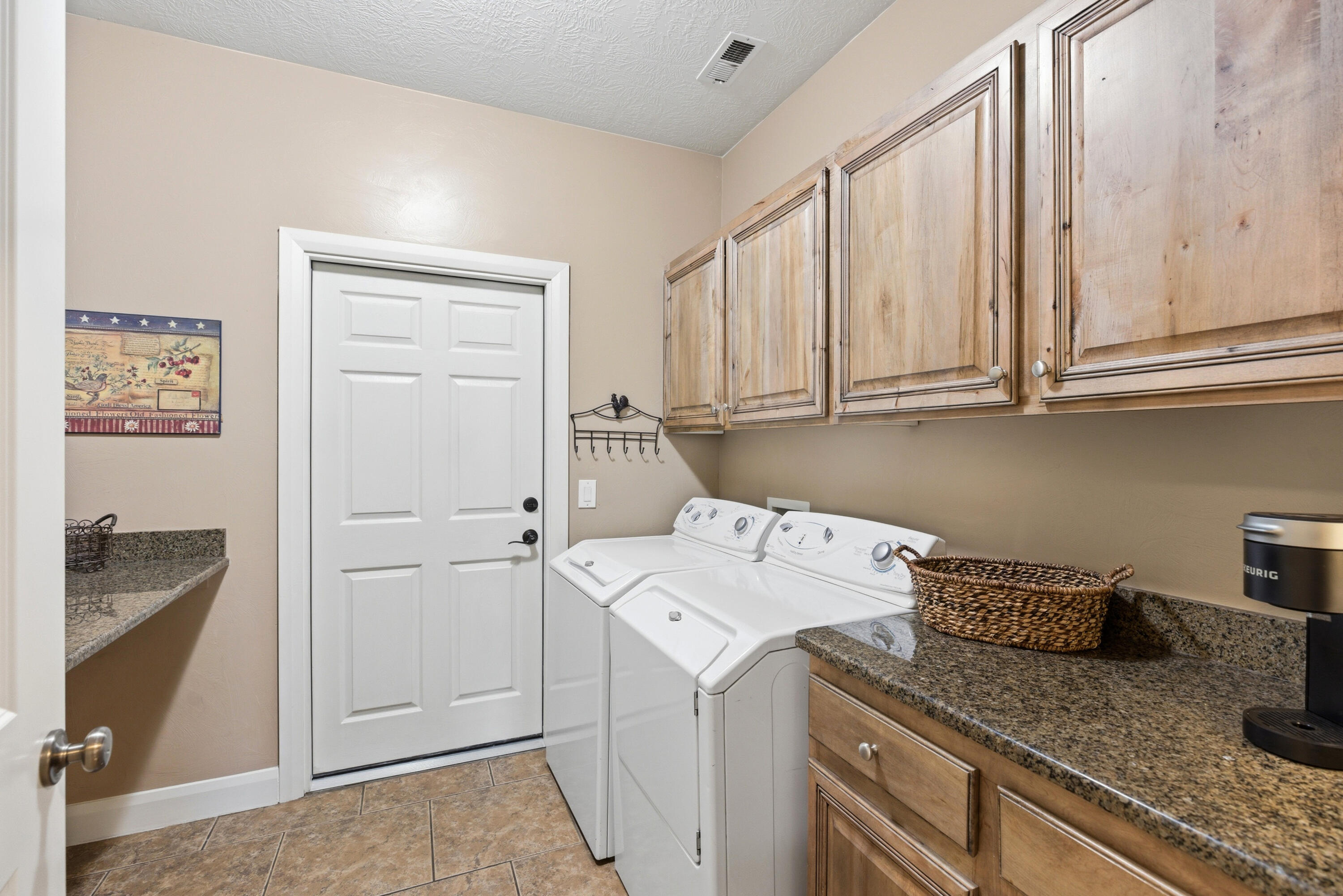 DESERT MEADOWS - Residential