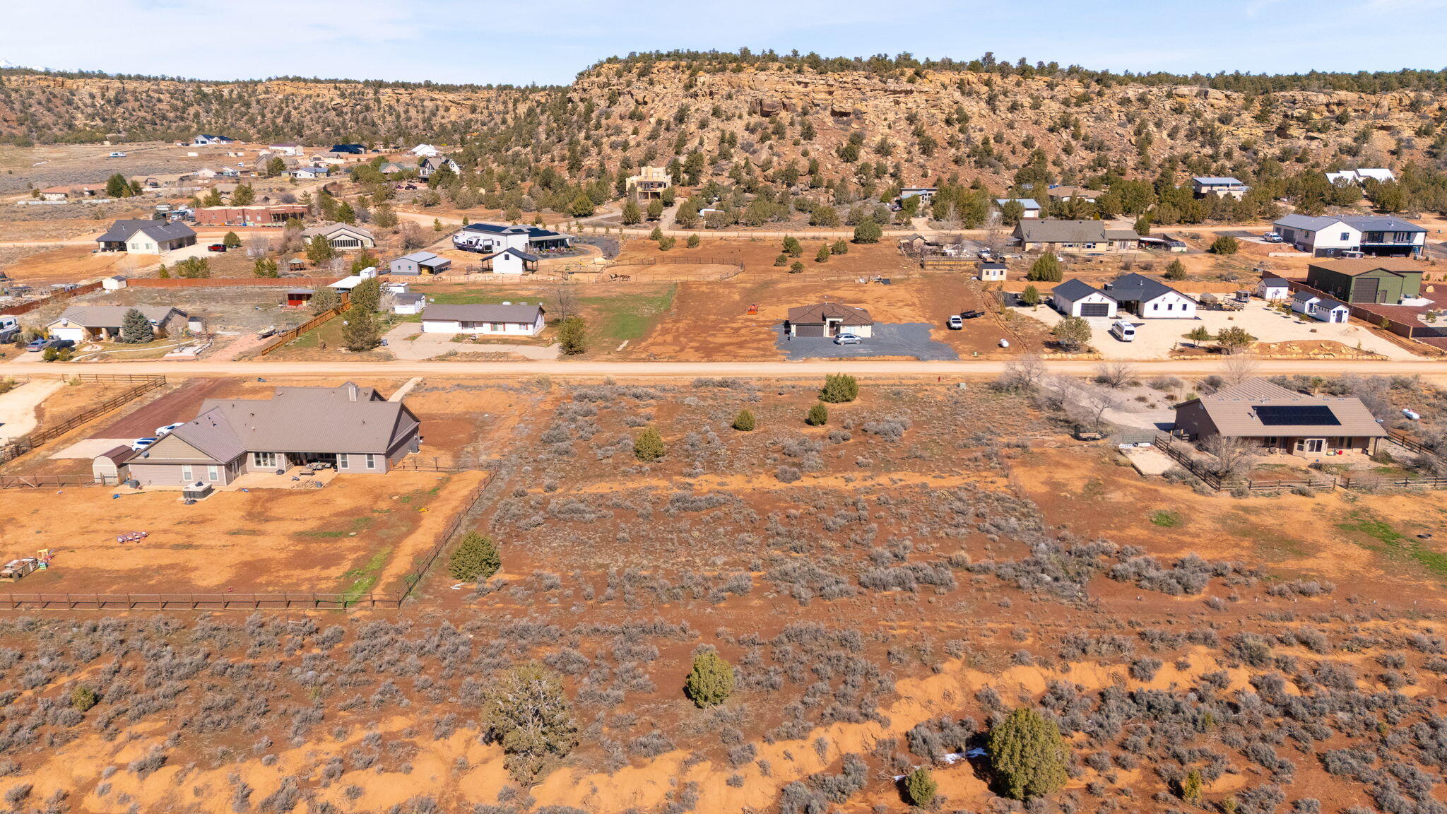 APPLE VALLEY RANCH GOOSEBERRY - Land