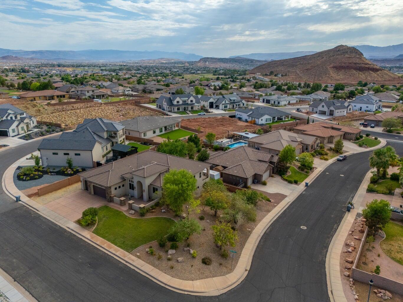 HEIGHTS AT WASHINGTON BENCH - Residential