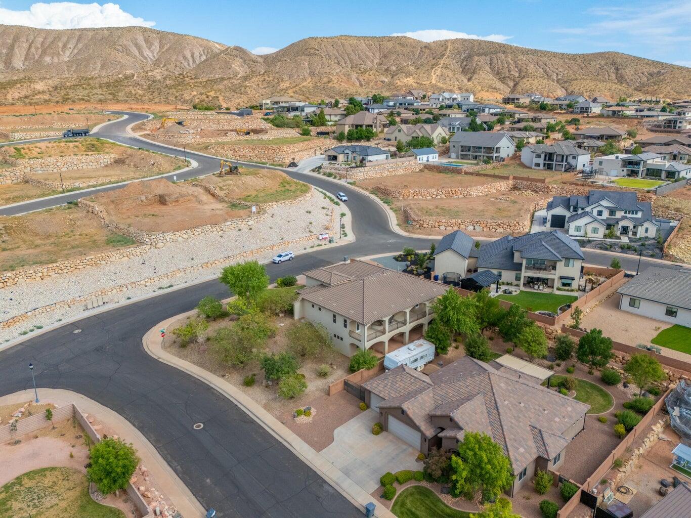 HEIGHTS AT WASHINGTON BENCH - Residential