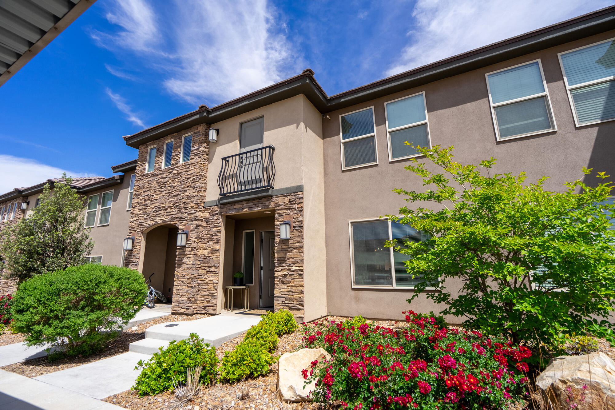 DESERT HILLS - Residential
