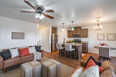 Tiny photo for 3239 S 840 E 28 #28, Saint George, UT 84790 (MLS # 26-271940)