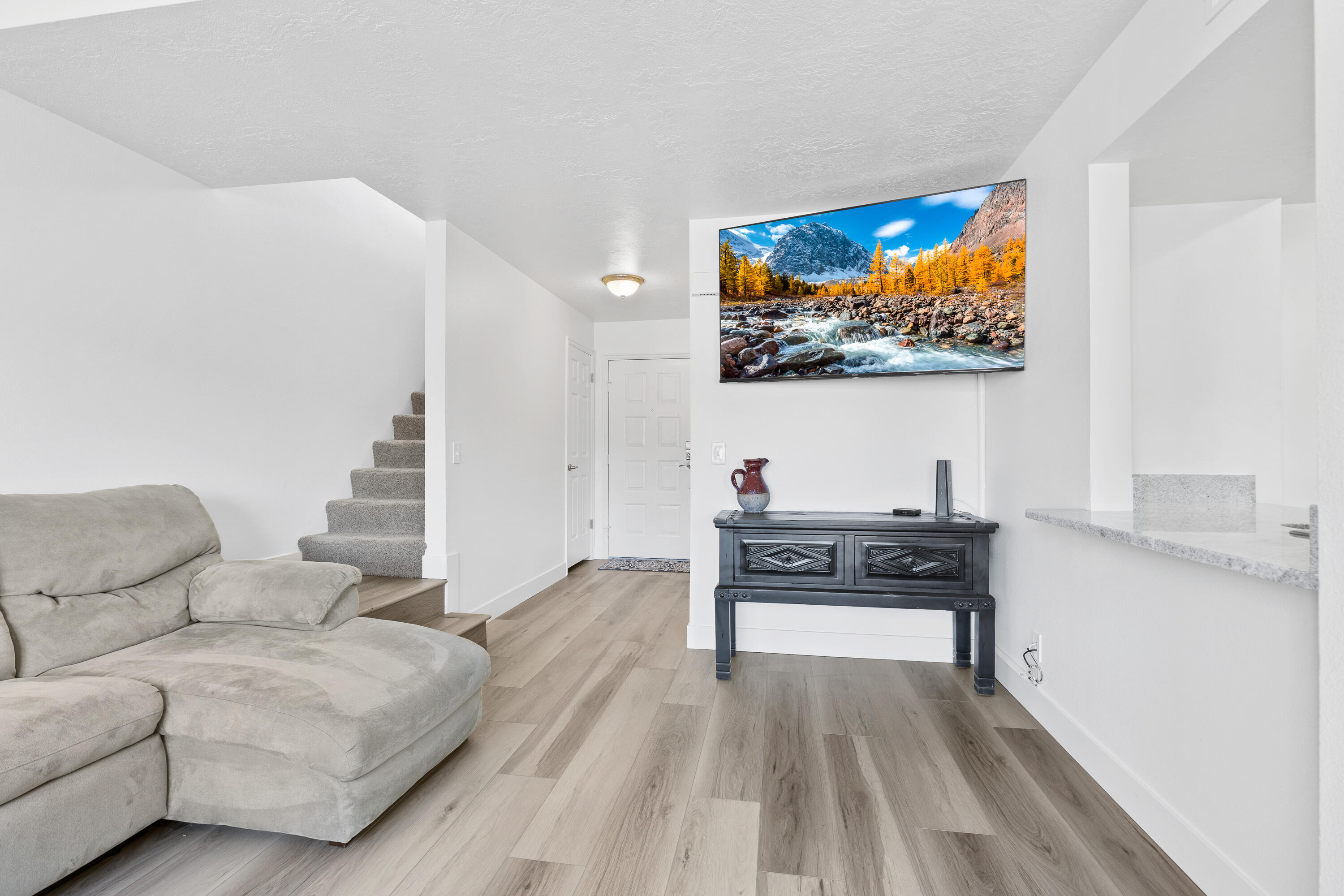 WILLOW RUN RESORT CONDOS - Residential