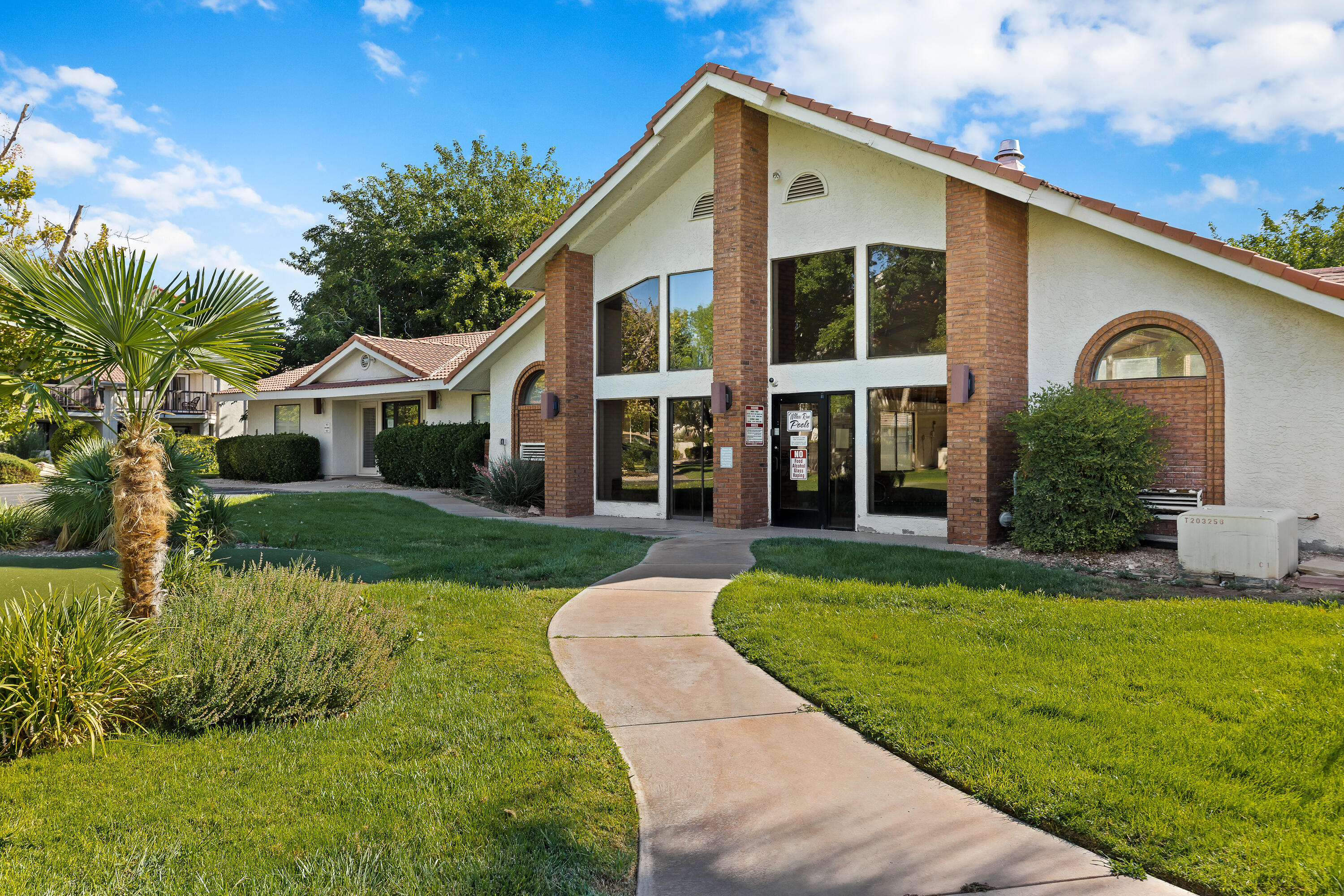 WILLOW RUN RESORT CONDOS - Residential