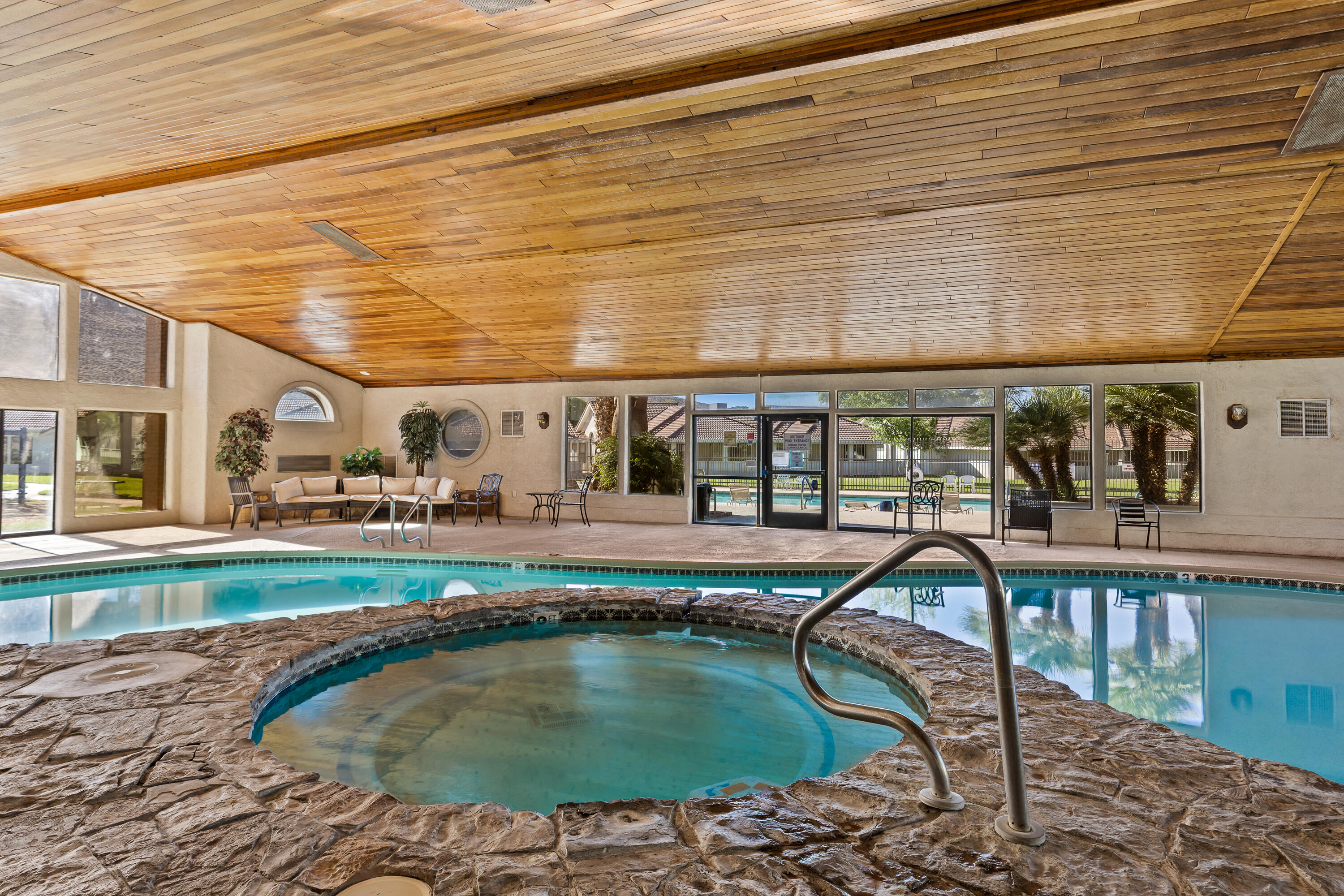 WILLOW RUN RESORT CONDOS - Residential