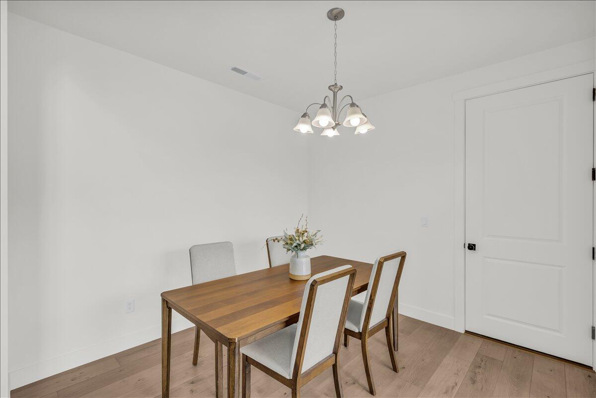 AUBURN HILLS - Residential