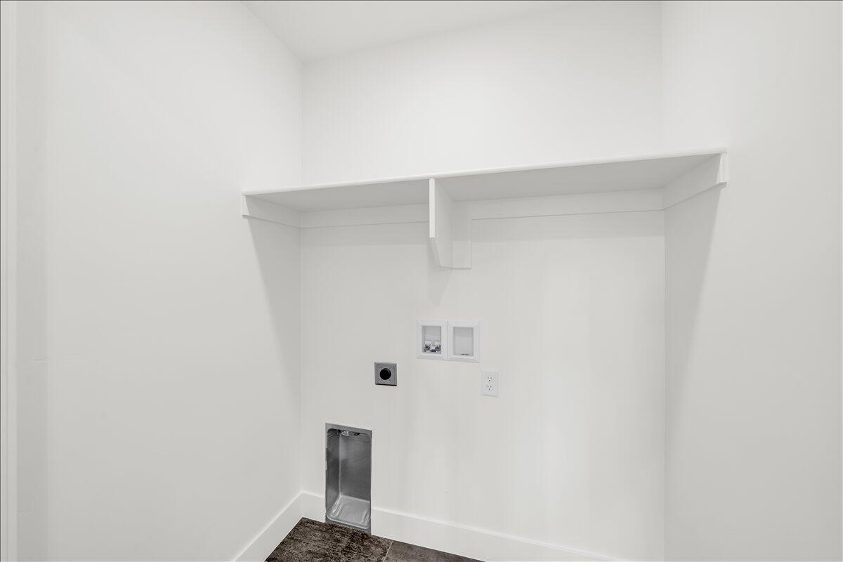 AUBURN HILLS - Residential