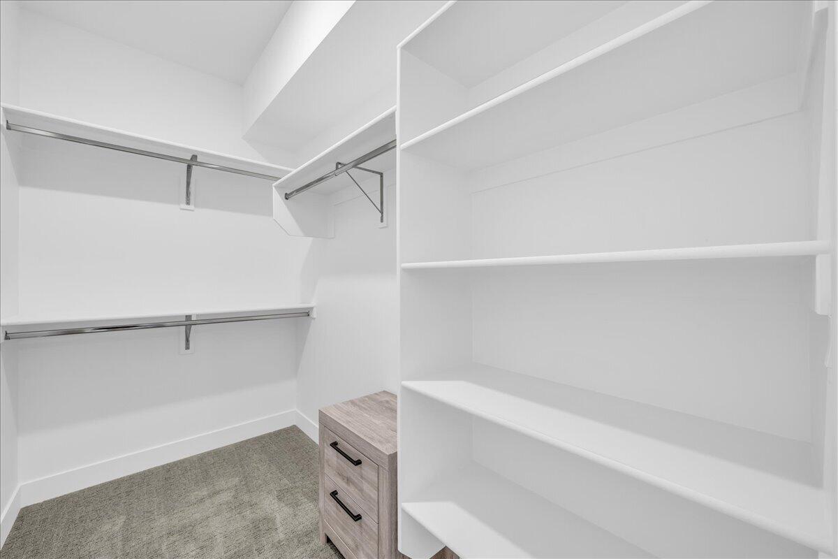 AUBURN HILLS - Residential