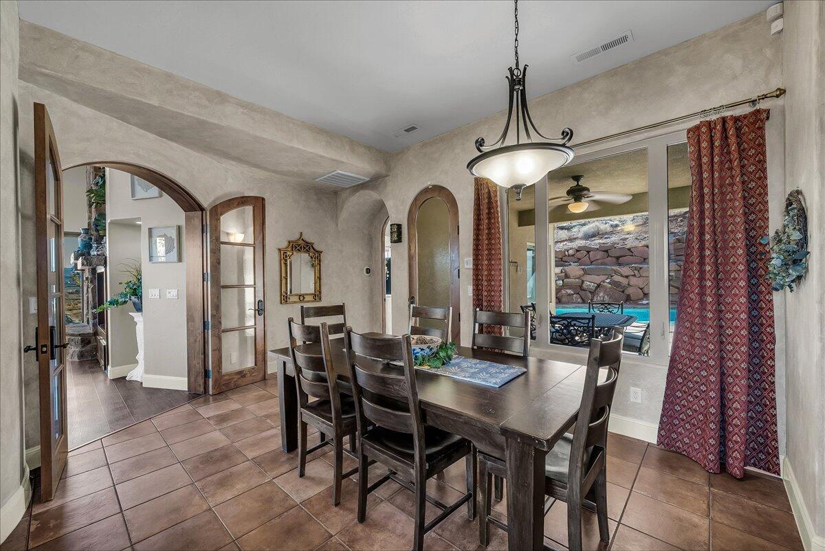 SIENNA RIDGE AT WEBB HILL - Residential